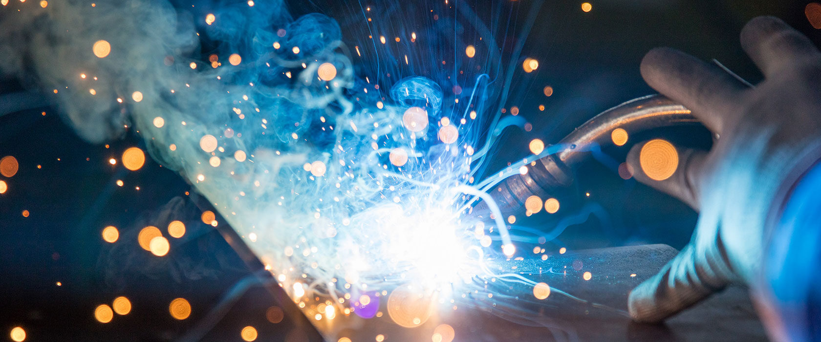 Schweißen bei Mader Metalltec in Deggendorf