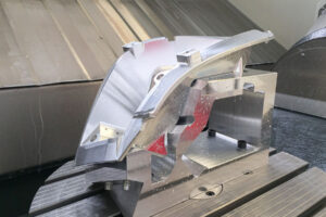 CNC-Fräsen und -Drehen bei Mader Metalltec
